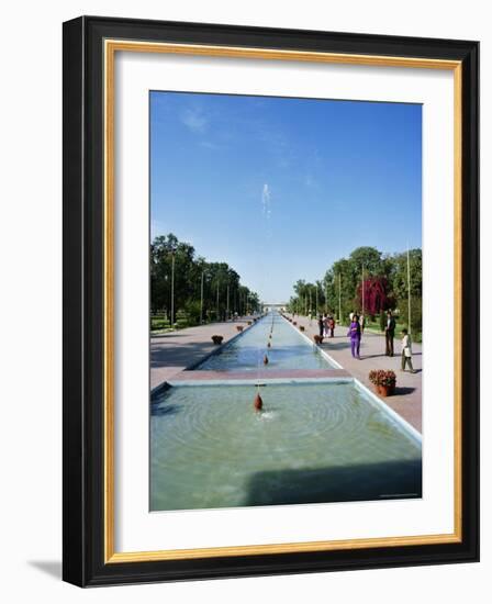 Shalimar (Shalamar) Gardens, Unesco World Heritage Site, Lahore, Punjab, Pakistan, Asia-Robert Harding-Framed Photographic Print