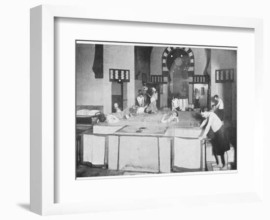 Shampooing room in a Turkish bath, 76 Jermyn Street, Piccadilly, London, c1903-Unknown-Framed Photographic Print