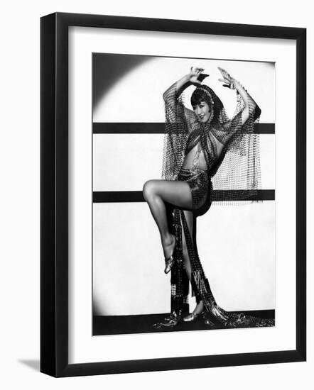 Shanghai Express, Anna May Wong, 1932-null-Framed Photo