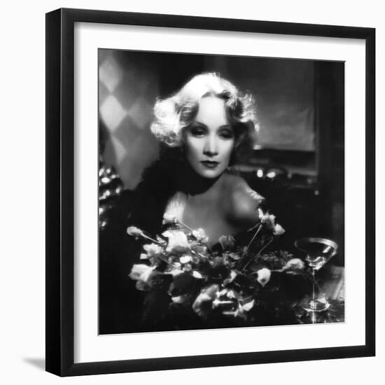 Shanghai Express by Josef von Sternberg with Marlene Dietrich, 1932 (b/w photo)-null-Framed Photo