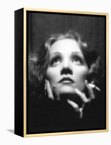 Shanghai Express, Marlene Dietrich, Directed by Josef Von Sternberg, 1933-null-Framed Premier Image Canvas