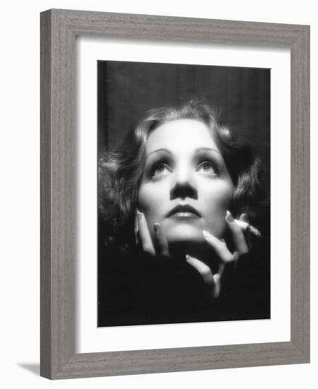 Shanghai Express, Marlene Dietrich, Directed by Josef Von Sternberg, 1933-null-Framed Photographic Print