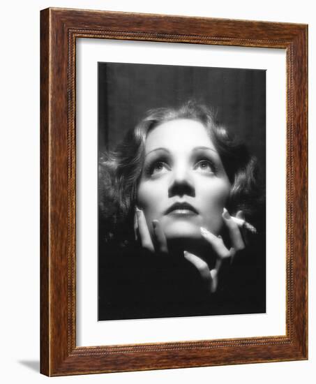 Shanghai Express, Marlene Dietrich, Directed by Josef Von Sternberg, 1933-null-Framed Photographic Print