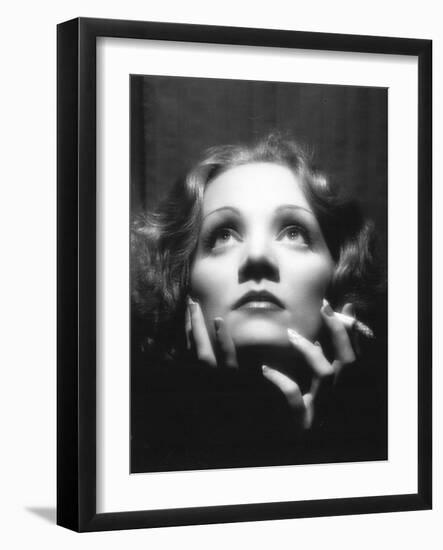 Shanghai Express, Marlene Dietrich, Directed by Josef Von Sternberg, 1933-null-Framed Photographic Print