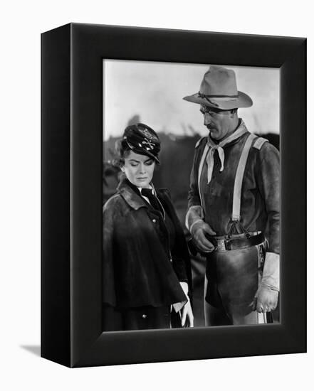 SHE WORE A YELLOW RIBBON, 1949 directed by JOHN FORD Joanne Dru and John Wayne (b/w photo)-null-Framed Stretched Canvas