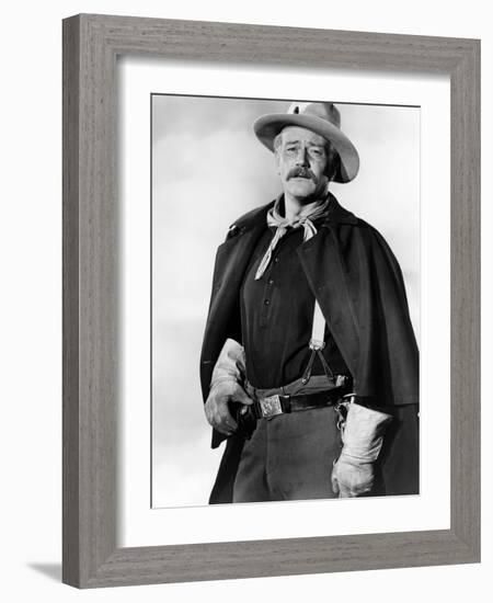 SHE WORE A YELLOW RIBBON, 1949 directed by JOHN FORD John Wayne (b/w photo)-null-Framed Photo