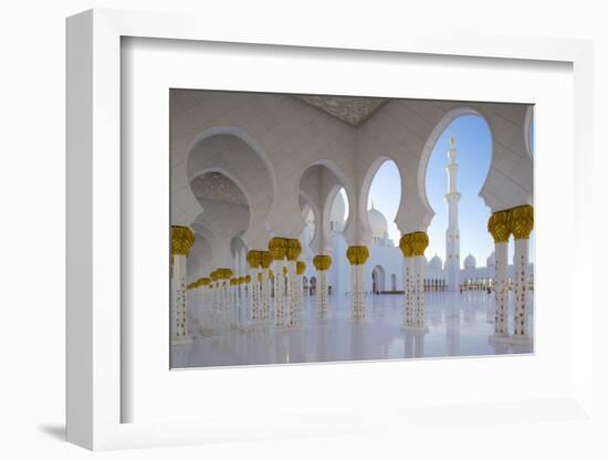 Sheikh Zayed Bin Sultan Al Nahyan Mosque, Abu Dhabi, United Arab Emirates, Middle East-Frank Fell-Framed Photographic Print