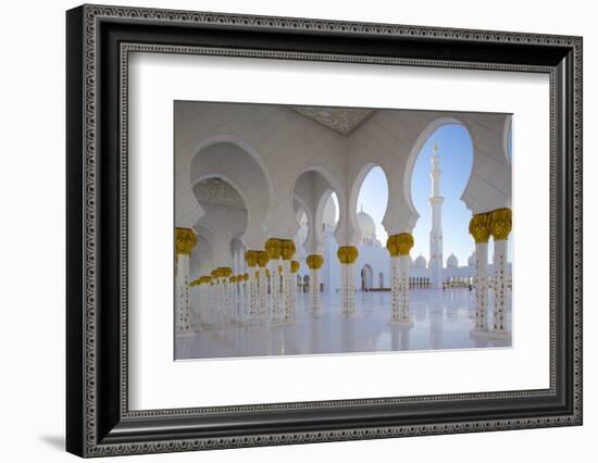 Sheikh Zayed Bin Sultan Al Nahyan Mosque, Abu Dhabi, United Arab Emirates, Middle East-Frank Fell-Framed Photographic Print