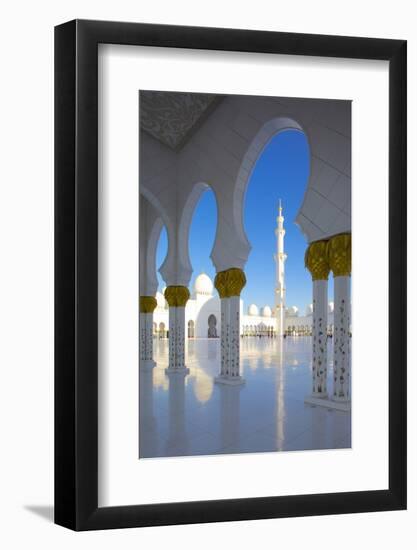 Sheikh Zayed Bin Sultan Al Nahyan Mosque, Abu Dhabi, United Arab Emirates, Middle East-Frank Fell-Framed Photographic Print