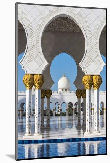 Sheikh Zayed Mosque, Abu Dhabi, United Arab Emirates-Stefano Politi Markovina-Mounted Photographic Print