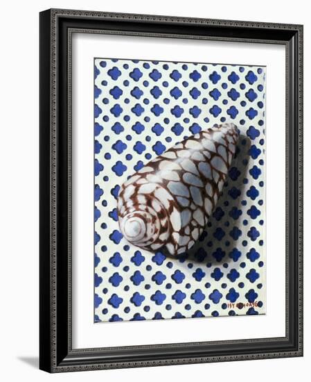 Shell (Coquillage)-Isy Ochoa-Framed Giclee Print