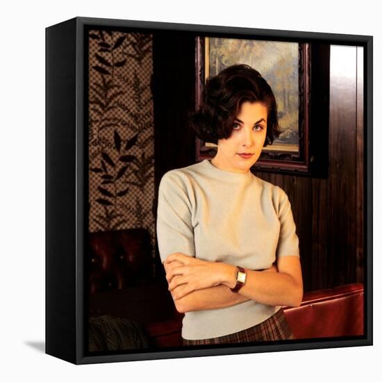 SHERILYN FENN. "Twin Peaks" [1990], directed by DAVID LYNCH.-null-Framed Stretched Canvas