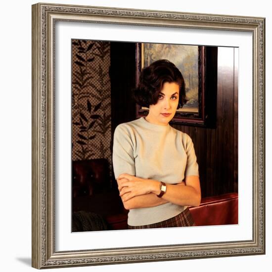 SHERILYN FENN. "Twin Peaks" [1990], directed by DAVID LYNCH.-null-Framed Premium Photographic Print