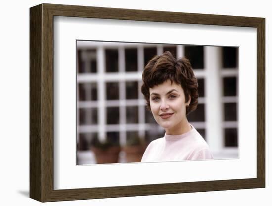 SHERILYN FENN. "Twin Peaks" [1990], directed by DAVID LYNCH.-null-Framed Premium Photographic Print