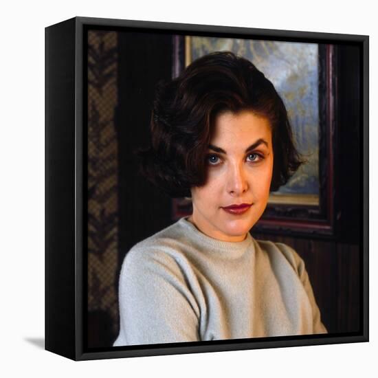 SHERILYN FENN. "Twin Peaks" [1990], directed by DAVID LYNCH.-null-Framed Stretched Canvas