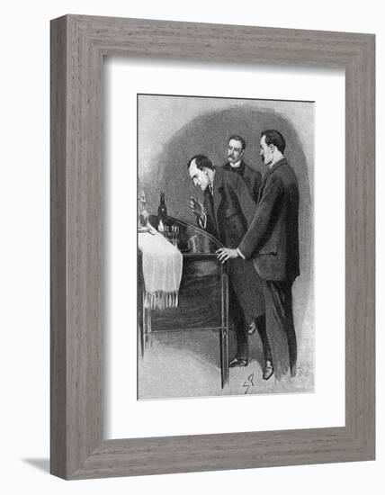 Sherlock Holmes, Clue-Sidney Paget-Framed Photographic Print
