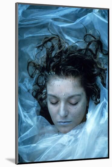 SHERYL LEE. "Twin Peaks" [1990], directed by DAVID LYNCH.-null-Mounted Photographic Print