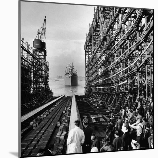 Shipyard Workers Watching as the "Bethlehem Fairchild" Launches Into the Water-Marie Hansen-Mounted Photographic Print