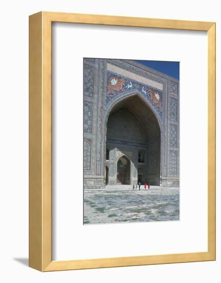 Shir-Dar Madrasa in Samarkand, 17th century. Artist: Unknown-Unknown-Framed Photographic Print