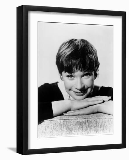 Shirley Maclaine, 1960-null-Framed Photographic Print