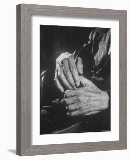 Shot of Hands Belonging to an Old Man-Carl Mydans-Framed Photographic Print