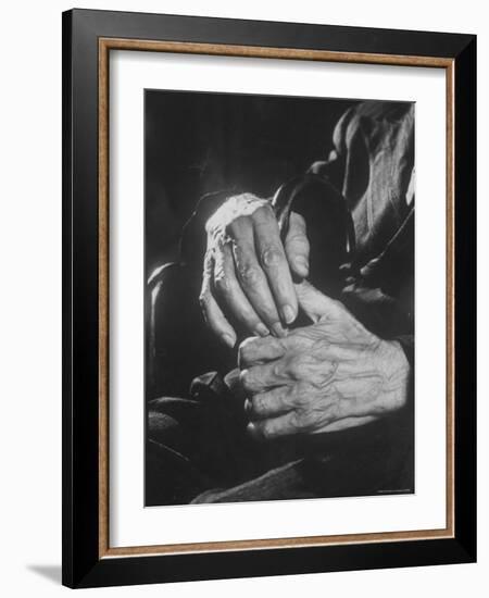 Shot of Hands Belonging to an Old Man-Carl Mydans-Framed Photographic Print