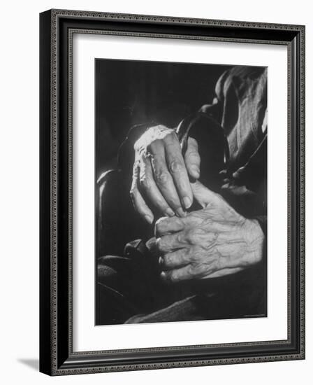 Shot of Hands Belonging to an Old Man-Carl Mydans-Framed Photographic Print