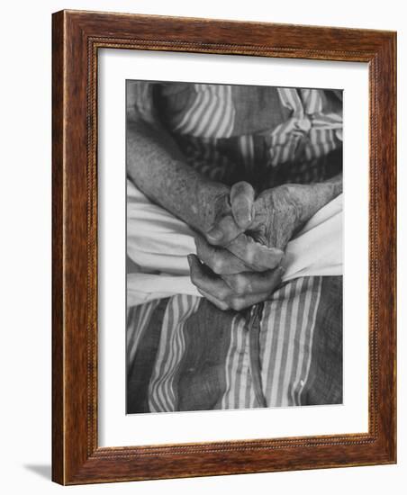 Shot of Hands Belonging to an Old Woman-Carl Mydans-Framed Photographic Print