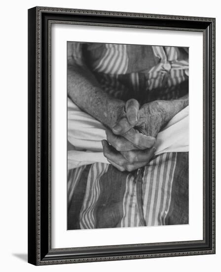 Shot of Hands Belonging to an Old Woman-Carl Mydans-Framed Photographic Print