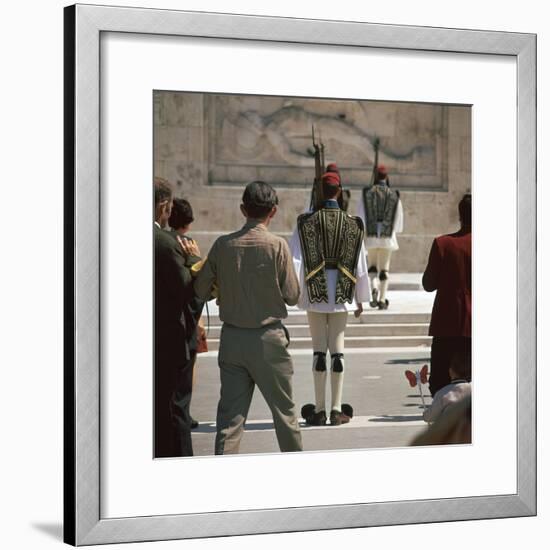 Shot of the Ezvones at the Tomb of the Unknown Soldier. Artist: Unknown-Unknown-Framed Photographic Print