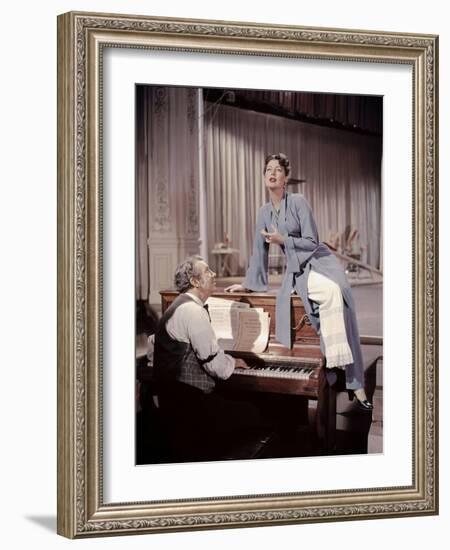 Show Boat by GeorgeSidney with Ava Gardner, 1951 (photo)-null-Framed Photo