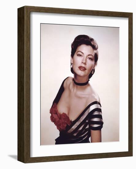 Show Boat by GeorgeSidney with Ava Gardner, 1951 (photo)-null-Framed Photo