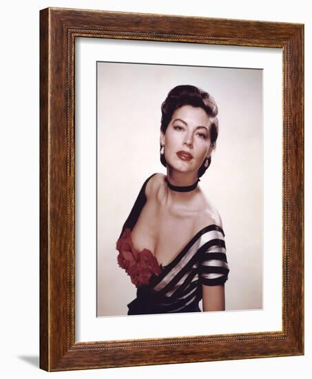 Show Boat by GeorgeSidney with Ava Gardner, 1951 (photo)-null-Framed Photo