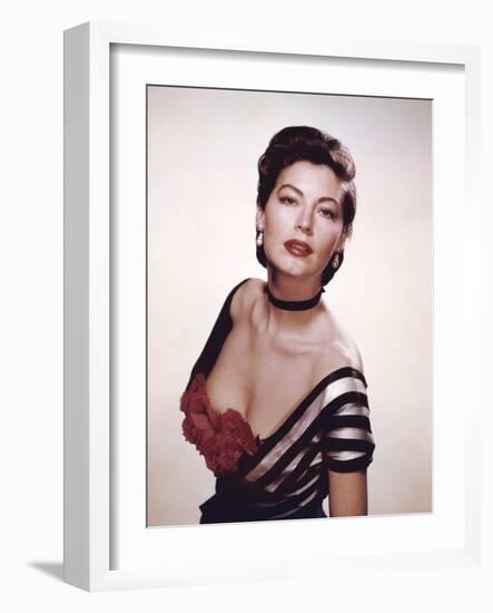 Show Boat by GeorgeSidney with Ava Gardner, 1951 (photo)-null-Framed Photo