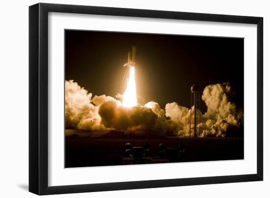 Shuttle Discovery Launch Poster-null-Framed Art Print
