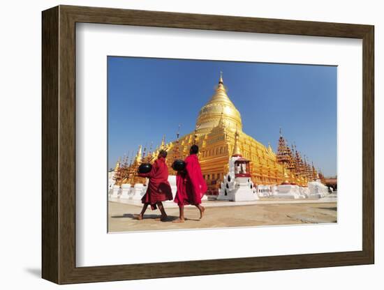 Shwezigon Paya, Bagan, Myanmar.-Sathitanont N-Framed Photographic Print
