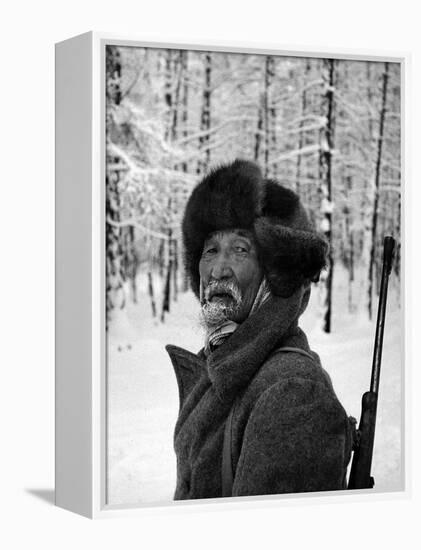 Siberian Hunter, 1972-Mario de Biasi-Framed Premier Image Canvas