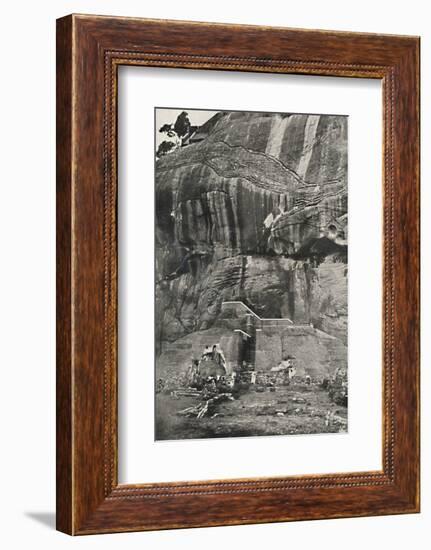 Sigiri, Aufstiegseite im Norden-Unknown-Framed Photographic Print