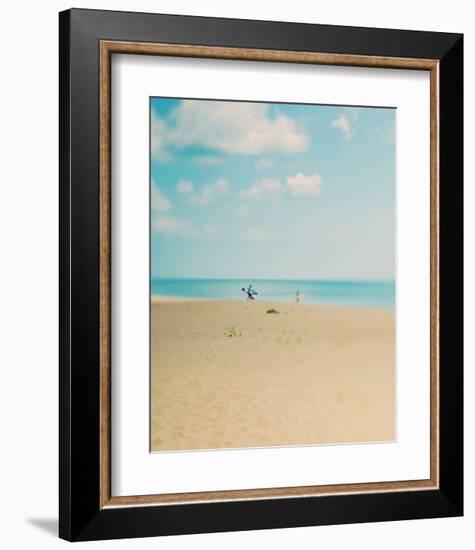 Silent Observer-Myan Soffia-Framed Art Print