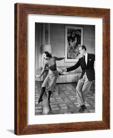 Silk Stockings, (aka La Belle De Moscou Silk Stockings), Cyd Charisse, Fred Astaire, 1957-null-Framed Photo