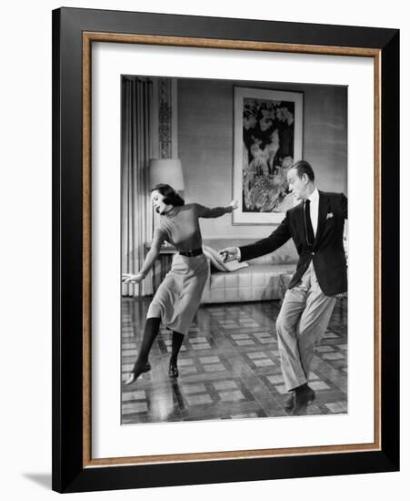 Silk Stockings, (aka La Belle De Moscou Silk Stockings), Cyd Charisse, Fred Astaire, 1957-null-Framed Photo