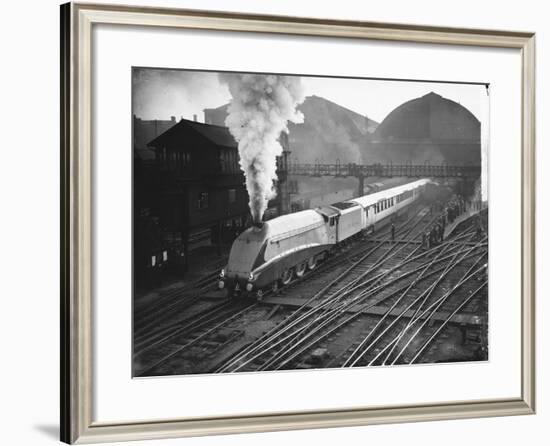 Silver Link Train Leaves King's Cross Station-null-Framed Photographic Print