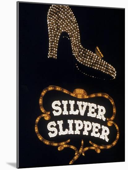 Silver Slipper Sign in Las Vegas-Loomis Dean-Mounted Photographic Print