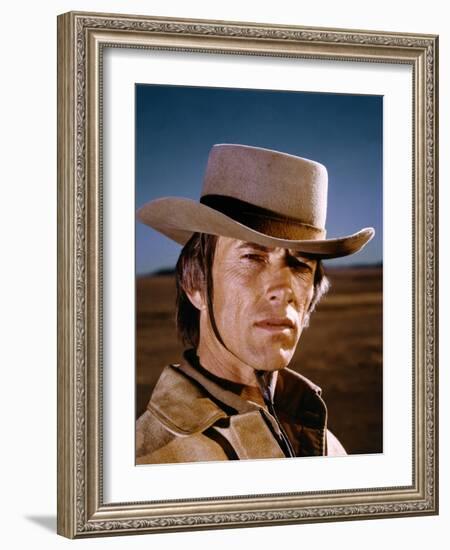 Silverado by LawrenceKasdan with Scott Glenn, 1985 (photo)-null-Framed Photo