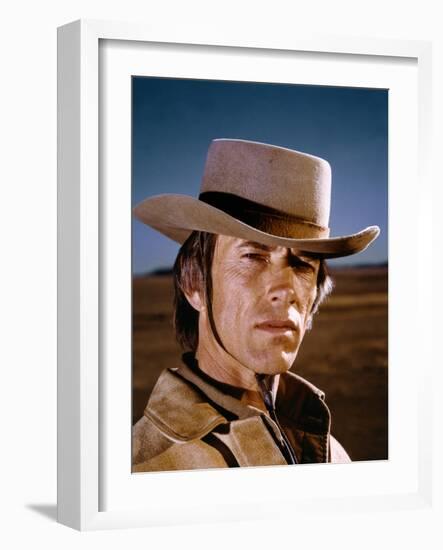 Silverado by LawrenceKasdan with Scott Glenn, 1985 (photo)-null-Framed Photo