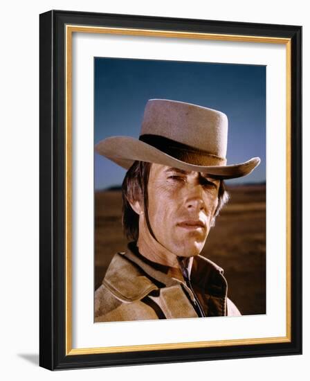 Silverado by LawrenceKasdan with Scott Glenn, 1985 (photo)-null-Framed Photo