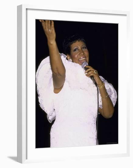 Singer Aretha Franklin Performing-David Mcgough-Framed Premium Photographic Print