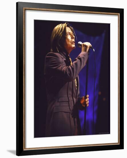 Singer David Bowie Performing-Dave Allocca-Framed Premium Photographic Print