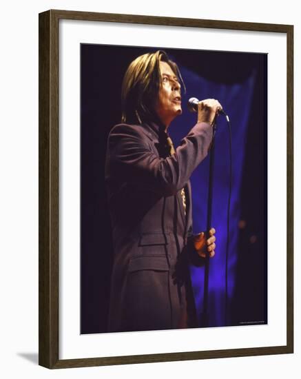 Singer David Bowie Performing-Dave Allocca-Framed Premium Photographic Print