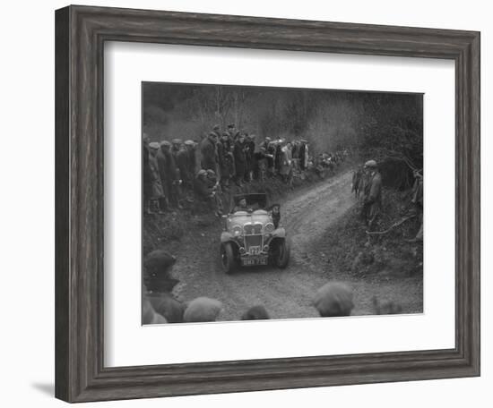 Singer of SGE Tett competing in the MCC Lands End Trial, 1935-Bill Brunell-Framed Photographic Print